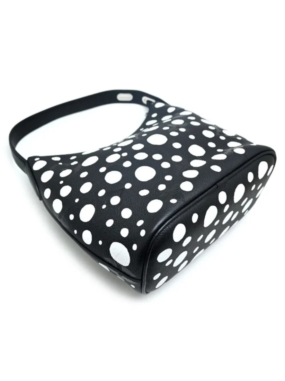 Louis Vuitton Shoulder Bag